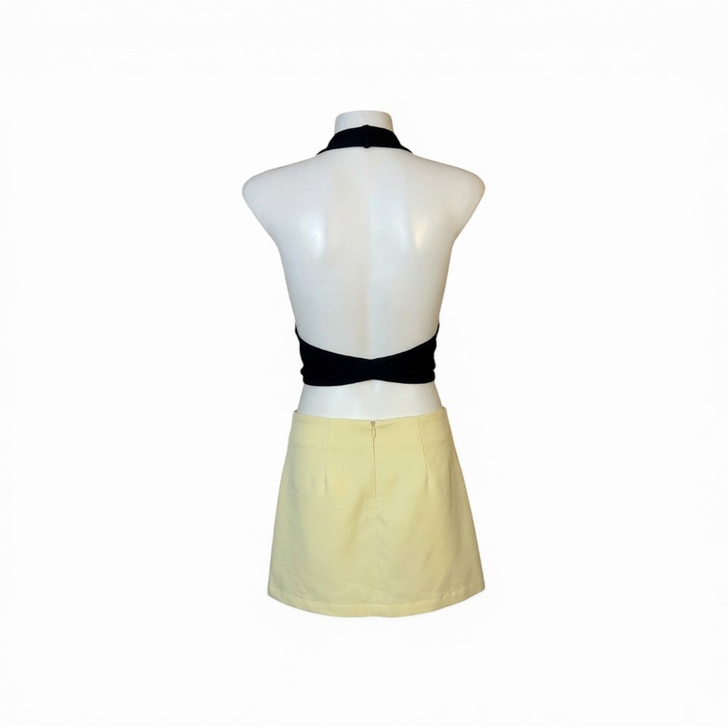 The rewear station One set outfit Low cut top with skirt
